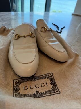 Gucci Women White Leather Horsebit Loafers